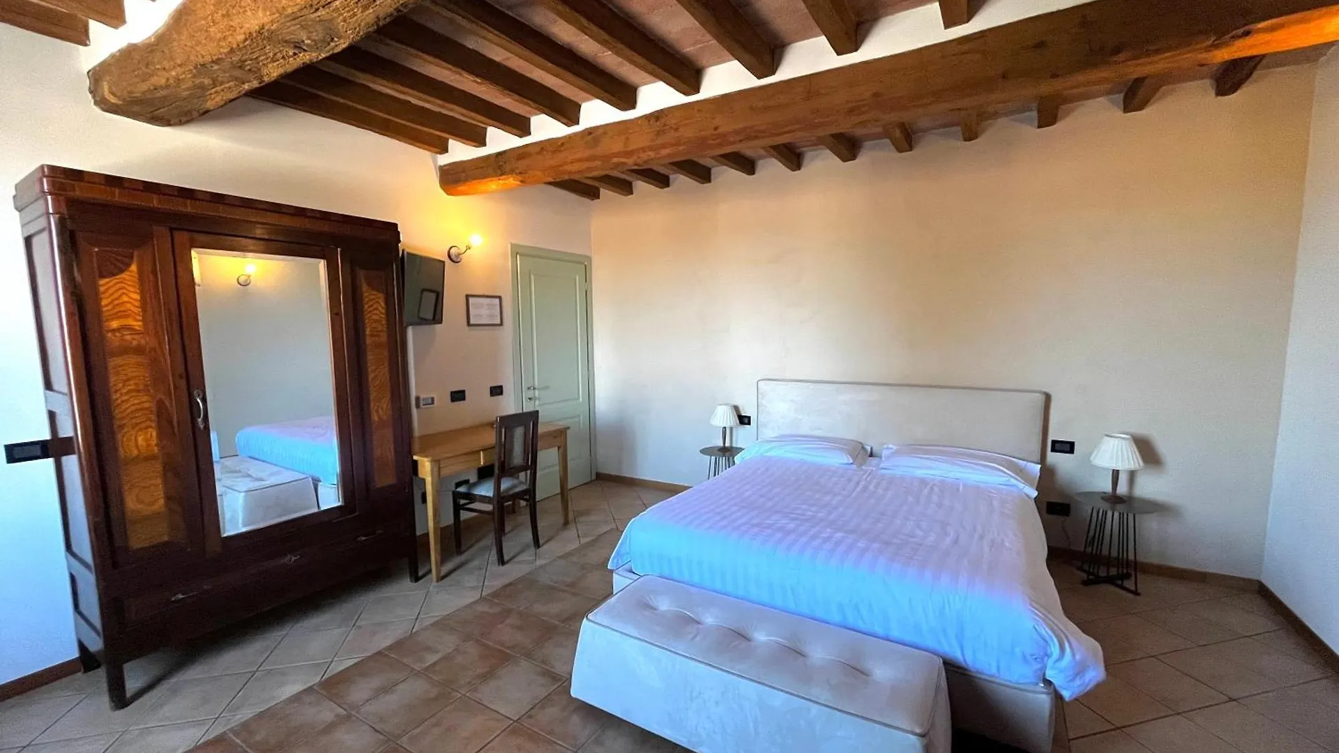 Villa Agriturismo San Giuseppe SantʼIlario dʼEnza 0*, Gattatico